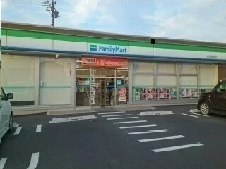 ファミリーマート様まで1000m