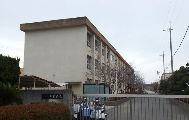 和歌山市立東中学校様まで1500m