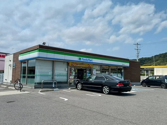ファミリーマート直川店様まで850m