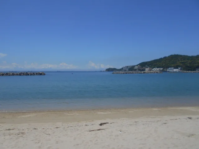 片男波海水浴場様まで1200m