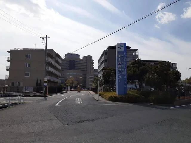 岡山医療センターまで2104m