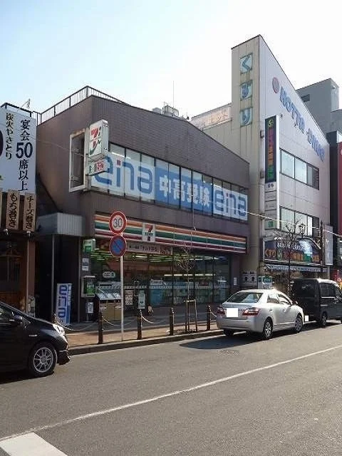 セブンイレブン福生西口店まで300m