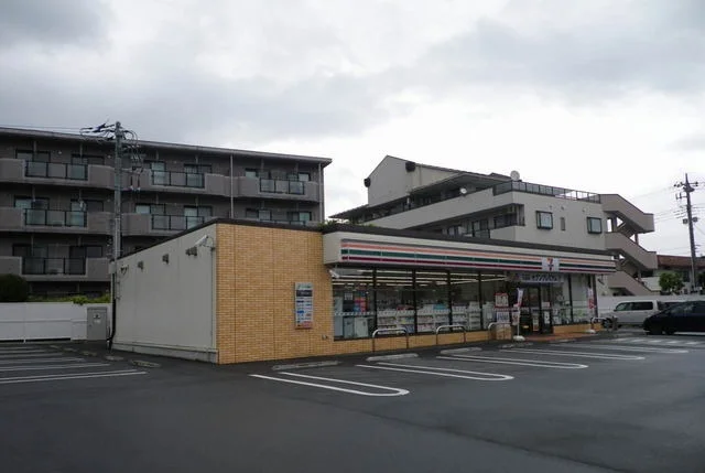 セブンイレブン御殿場萩原南店まで500m