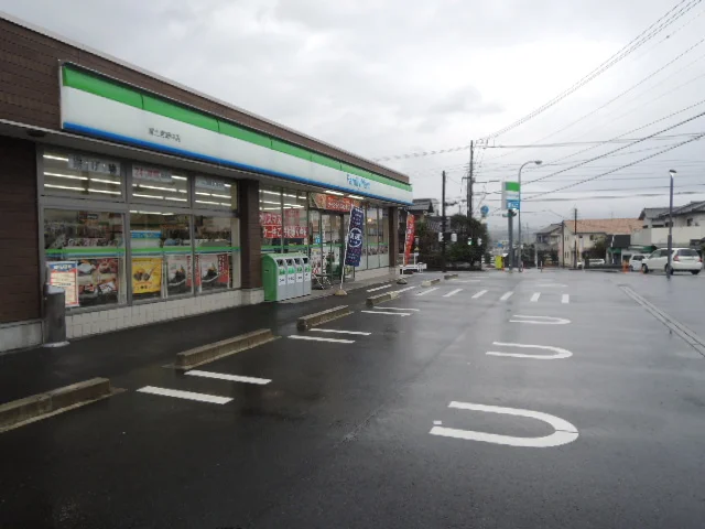 ファミリーマート富士宮野中店まで1100m