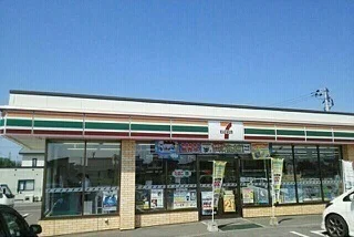 セブンイレブン神楽岡１４条店まで750m