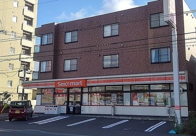 セイコーマートまで140m