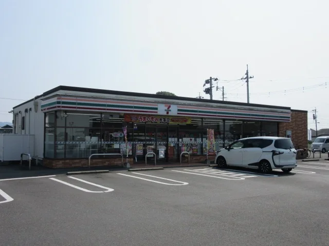 セブンイレブン八代インター店まで850m
