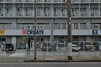 クリエイトＳＤ六浦中学校入口店まで678m