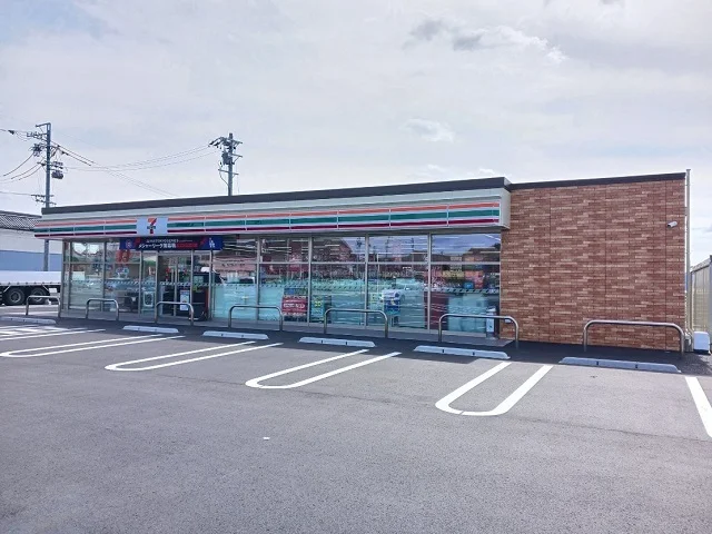 セブン-イレブン 大垣昼飯町西まで616m