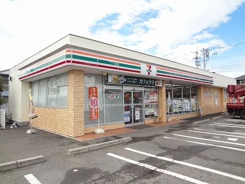 セブンイレブンさんまで1900m