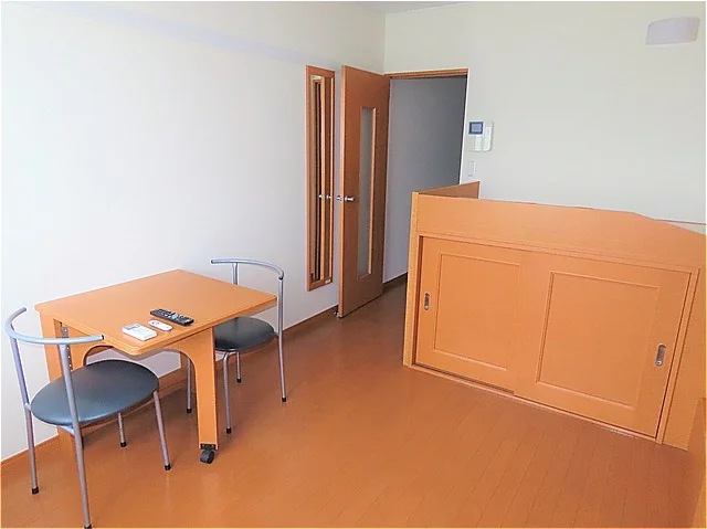 ハイベッドタイプのお部屋です