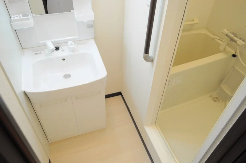 洗面台とお風呂がセパレート