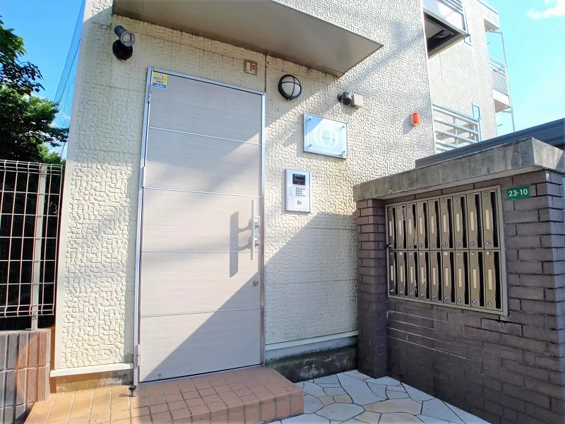 オートロックゲート付き。