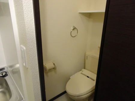 トイレにも収納部分があるので便利！