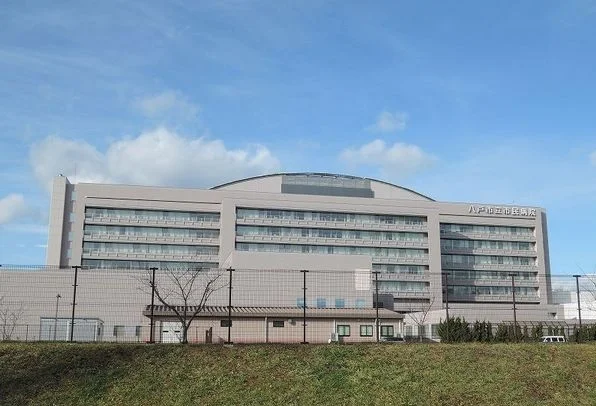 八戸市立市民病院まで1800m