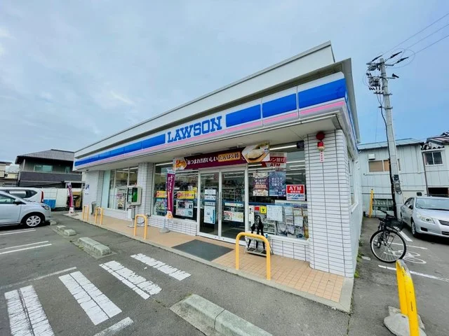 ローソン 仙台四郎丸店まで650m