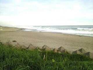 百々海岸まで910m