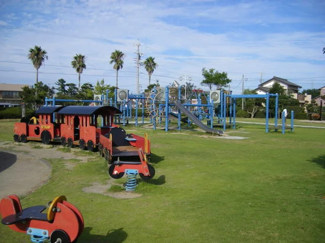 八千代公園まで2300m