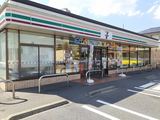 セブンイレブン　小牧文津北店まで796m