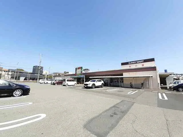 毎日屋 土佐道路店まで700m