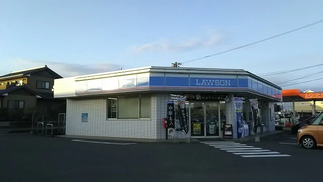 ローソンシーサイド佐土原店まで550m