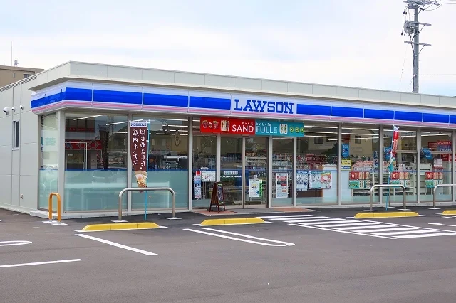 ローソンまで650m