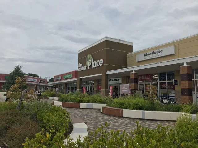 マーケットプレイスまで1500m