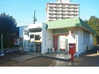 神戸花山東郵便局様まで1300m