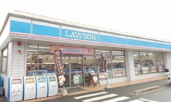 ローソン三刀屋木次インター店まで1800m