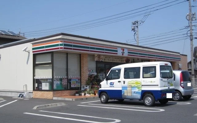 セブンイレブン倉敷西中新田店まで1000m