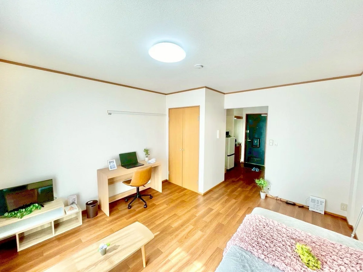 ※撮影用の観察植物・食器調理器具・雑貨類等はございません。※写真は現況優先