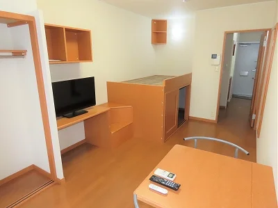 ハイベッドタイプのお部屋です