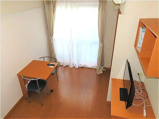 ベッド上からのアングルです