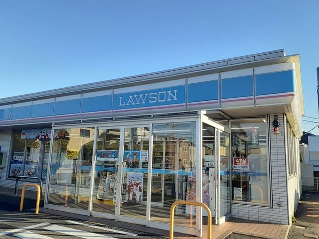 ローソンまで449m