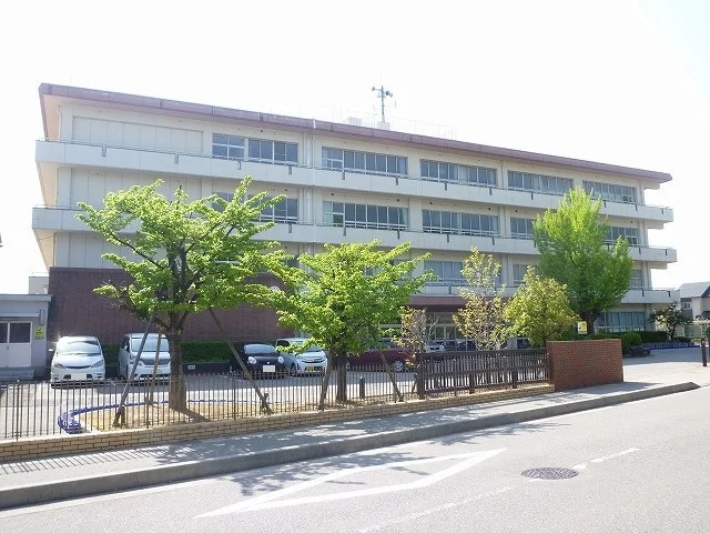 田上小学校まで500m