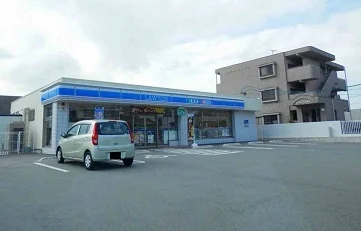 ローソンまで730m