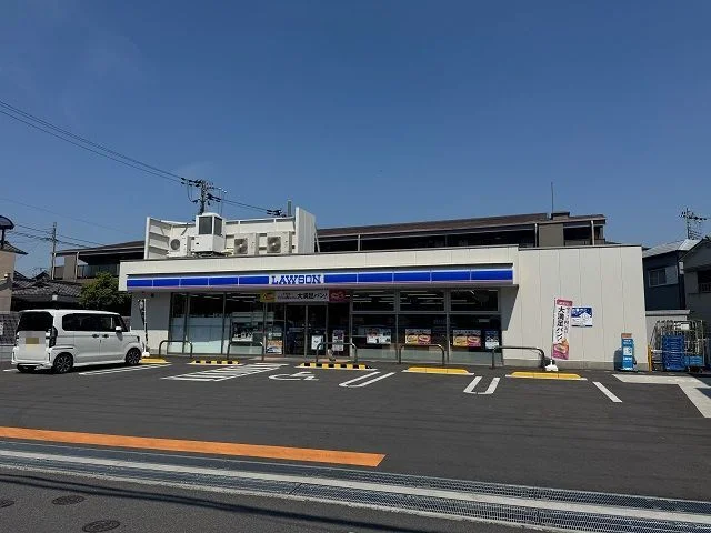 ローソン（池田東町店）様まで400m