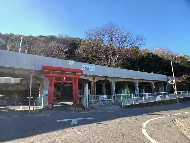 JRrさん栗林公園北口駅さんまで750m