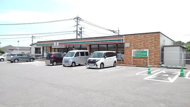 セブンイレブン　由布挾間店まで1100m