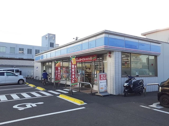 ローソン宮崎 江平中町店まで250m