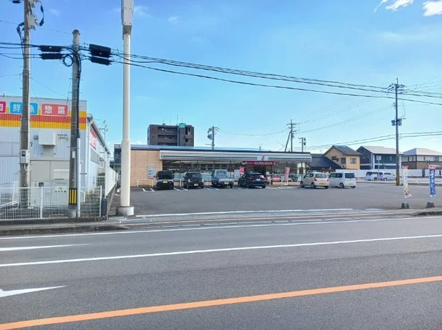 セブンイレブン鹿屋寿８丁目店まで500m