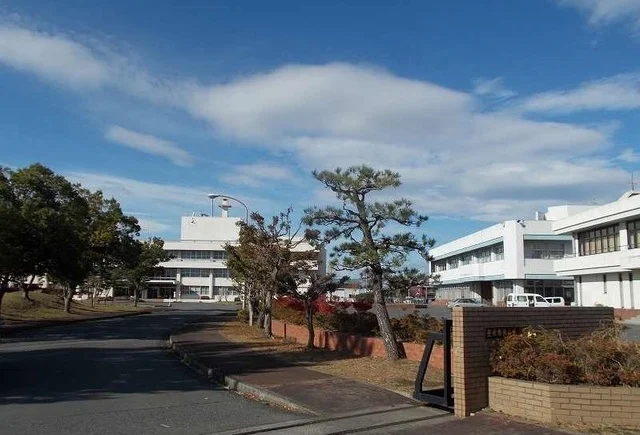 登米市役所米山総合支所まで1500m