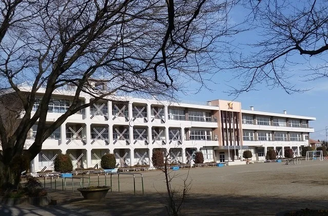 長田小学校まで350m