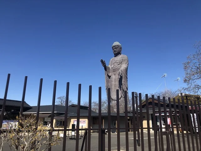 牛久大仏まで850m