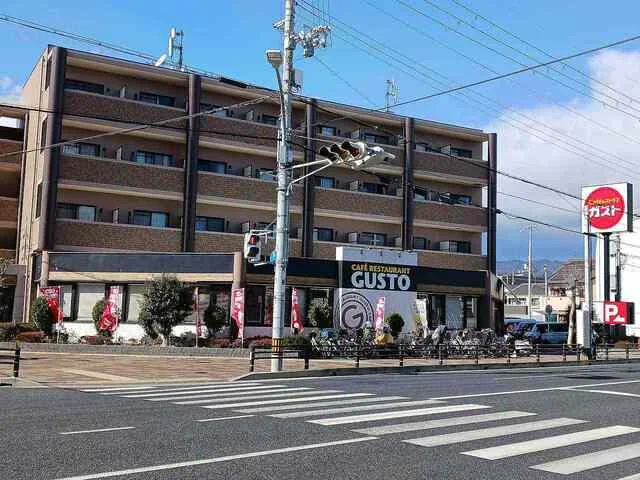 ガスト西宮北口店様まで20m