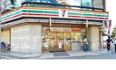 セブンイレブン磯上通店まで130m