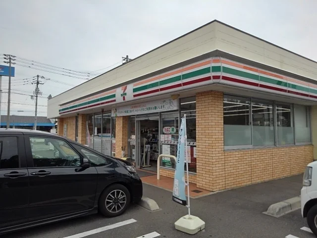 セブンイレブン坂出北インター店まで500m