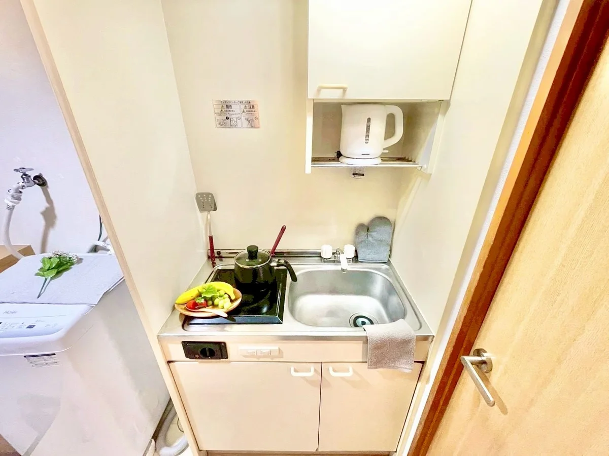 ※撮影用の観察植物・食器調理器具・雑貨類等はございません。※写真は現況優先