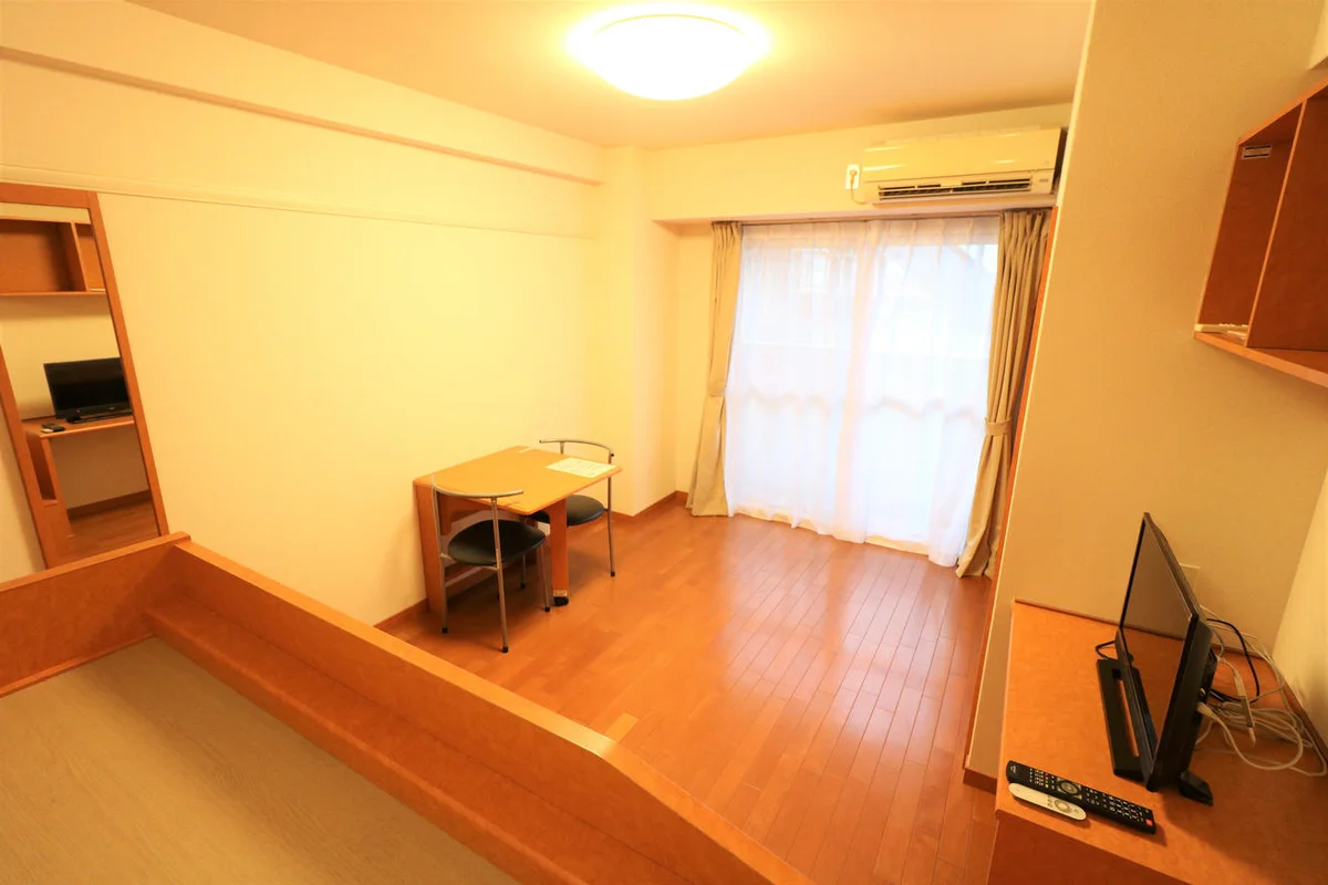 大型家具家電付きにより初めての一人暮らしの方も安心！