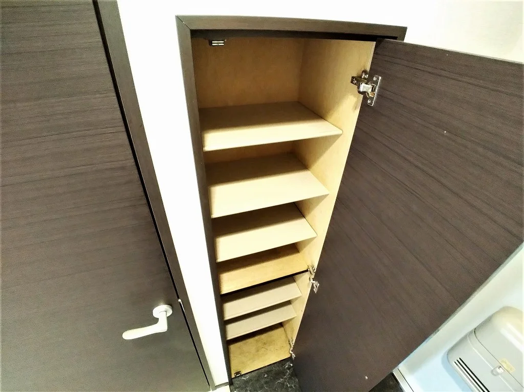 シューズボックス